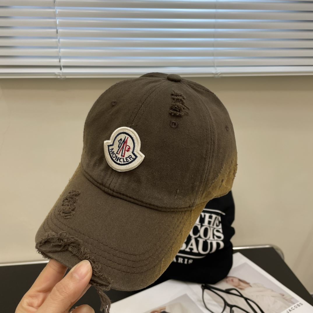 Moncler Caps